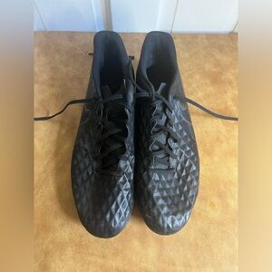 Men’s Nike Tiempo Cleats